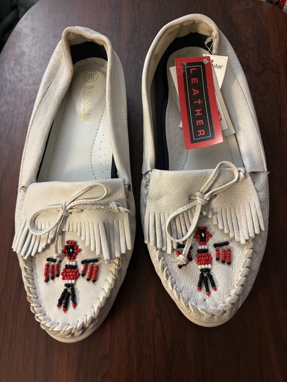 NWT Walkables Comfort Collection Leather Women’s Shoes, Size 11 Wide